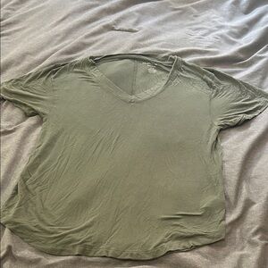 American Eagle oversized v neck tee